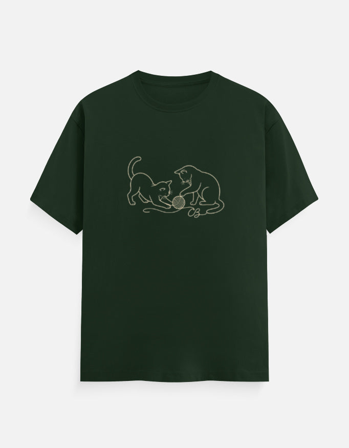 Cats at Play cat print t-shirt detail
