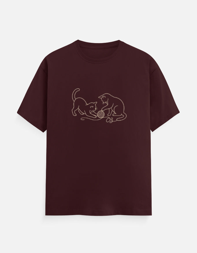 Cats at Play cat print t-shirt detail
